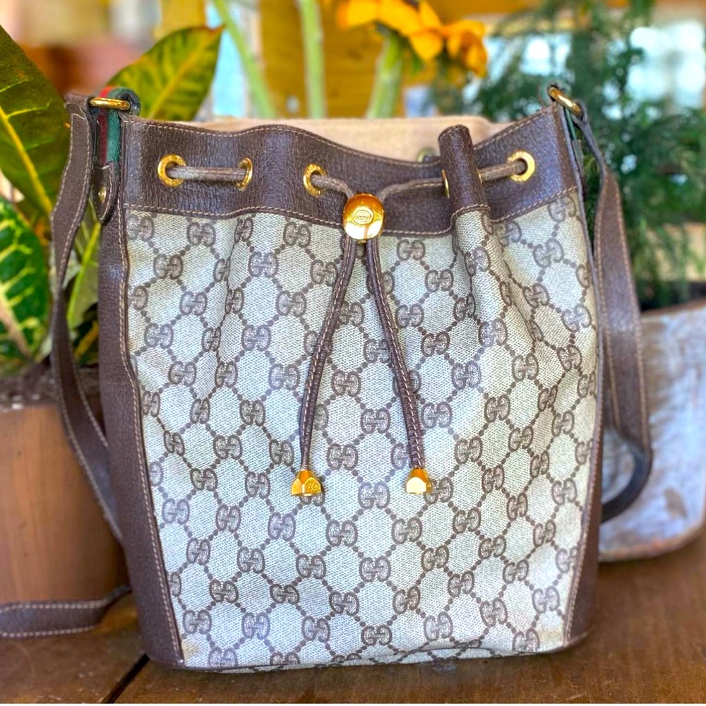Authentic Vintage GG Bucket Bag. 2 ways - shoulder and crossbody.